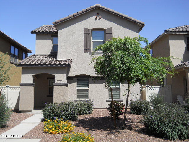 952 S Hawk Ln, Gilbert, AZ 85296 photo 1