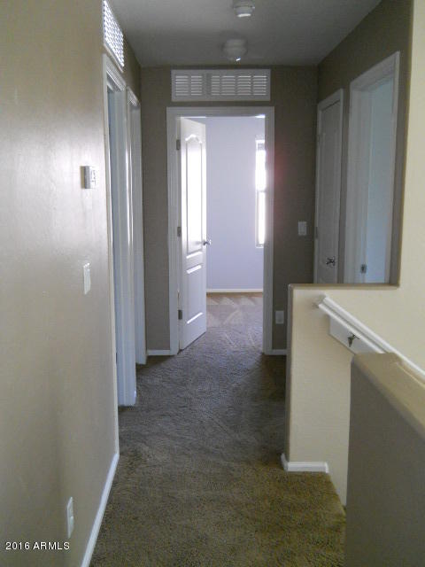 952 S Hawk Ln, Gilbert, AZ 85296 photo 8