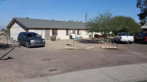 826 E Siesta Dr, Phoenix, AZ 85042 photo 1