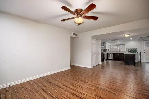4202 E San Gabriel Ave, Phoenix, AZ 85044 photo 4