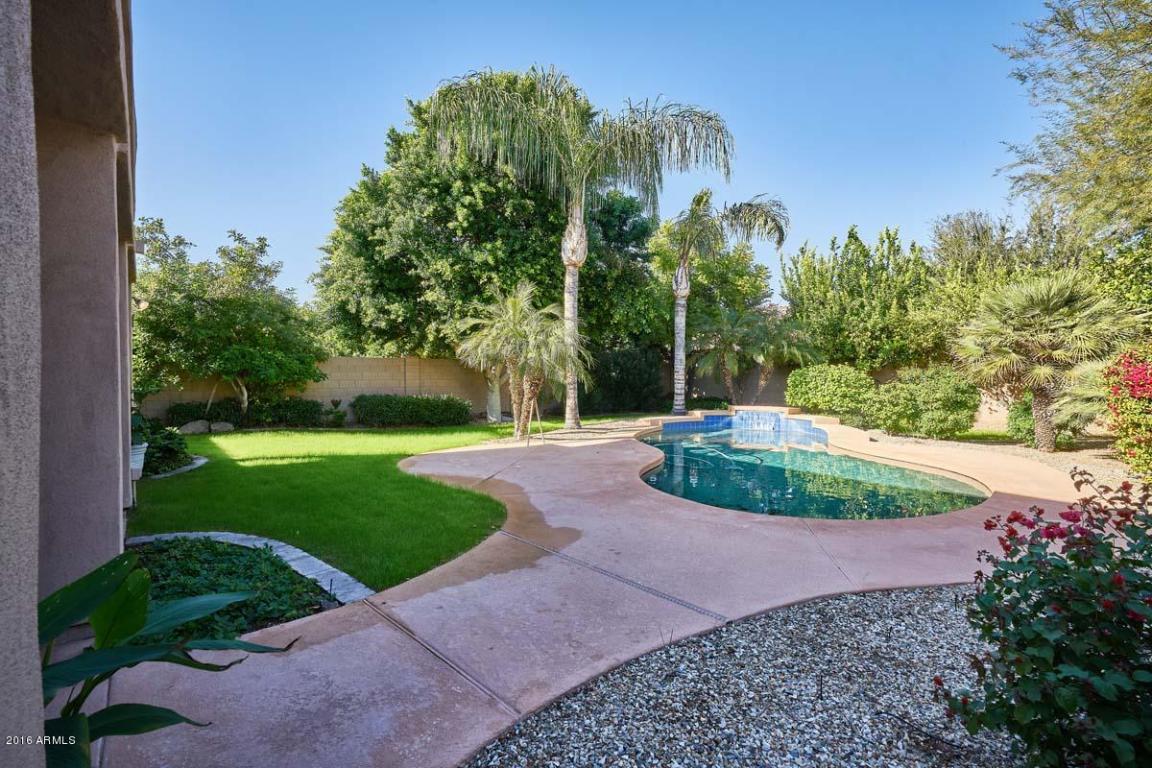 814 E Krista Way, Tempe, AZ 85284 photo 31