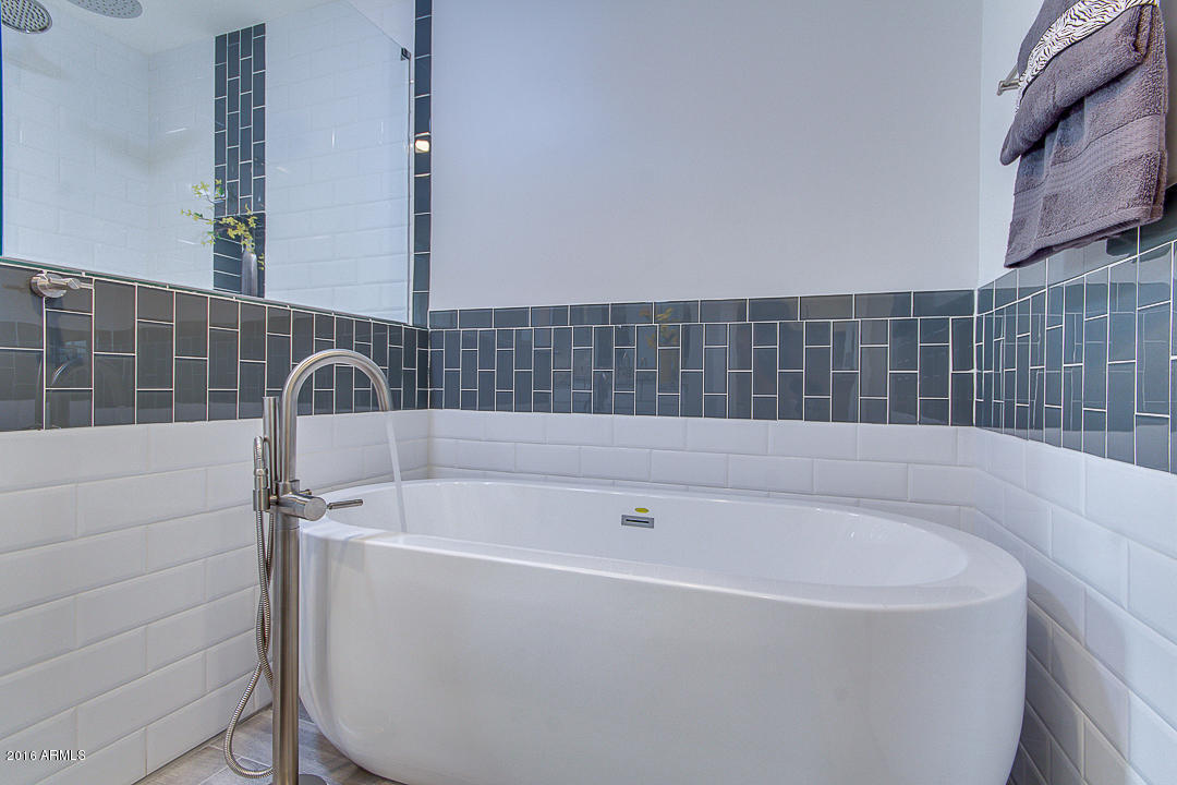 801 E Desert Park Ln, Phoenix, AZ 85020 photo 40