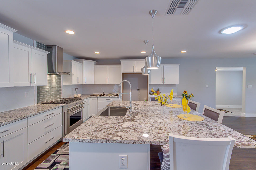 801 E Desert Park Ln, Phoenix, AZ 85020 photo 30