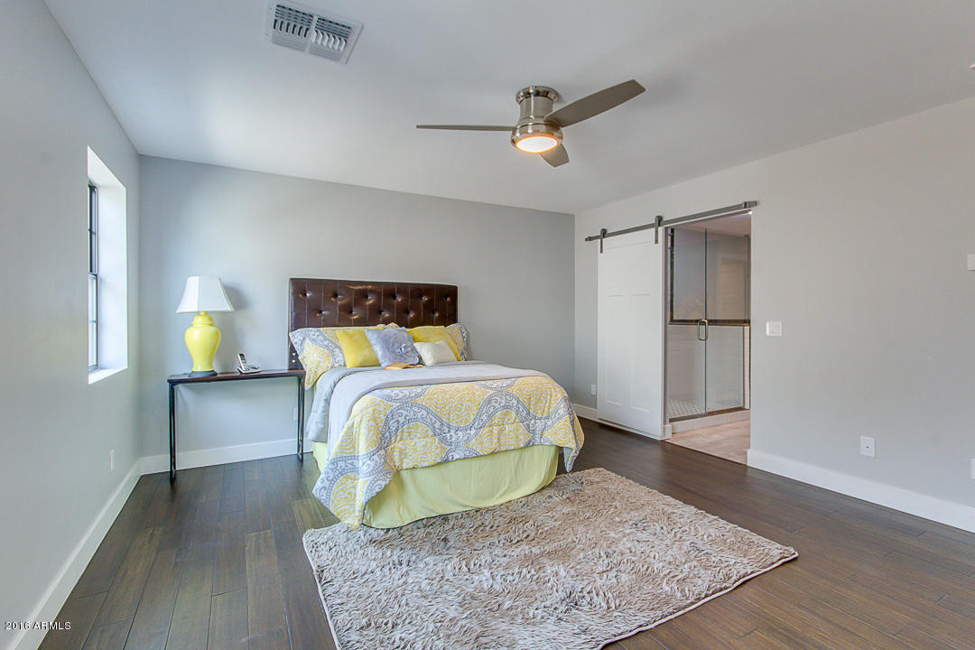 801 E Desert Park Ln, Phoenix, AZ 85020 photo 32