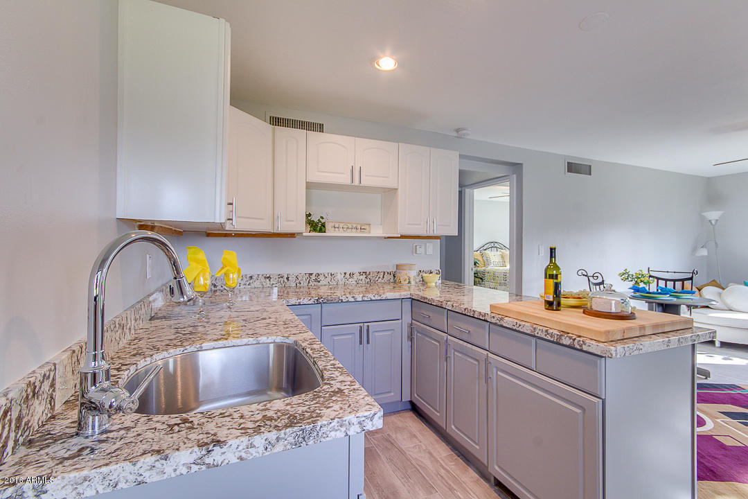 801 E Desert Park Ln, Phoenix, AZ 85020 photo 76