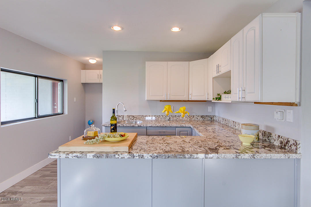 801 E Desert Park Ln, Phoenix, AZ 85020 photo 79