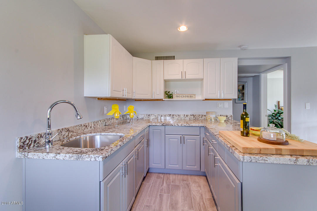 801 E Desert Park Ln, Phoenix, AZ 85020 photo 77