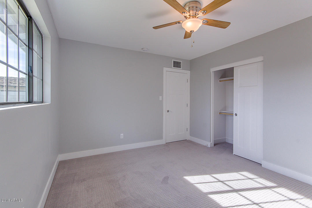 801 E Desert Park Ln, Phoenix, AZ 85020 photo 48