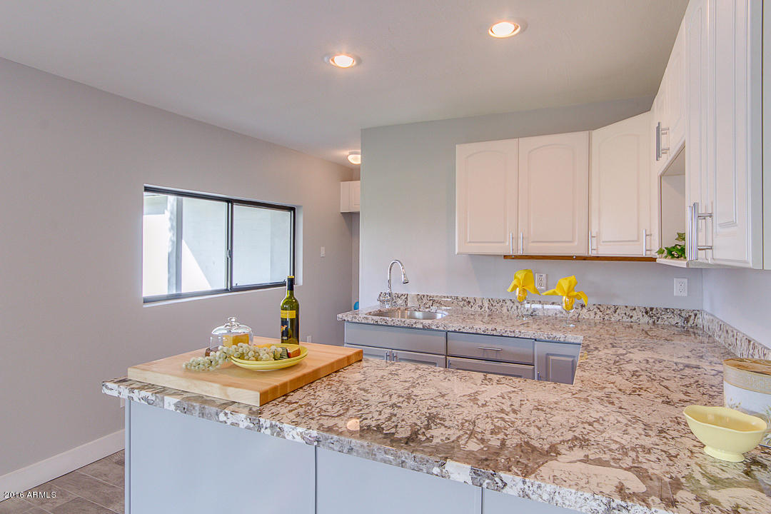 801 E Desert Park Ln, Phoenix, AZ 85020 photo 78