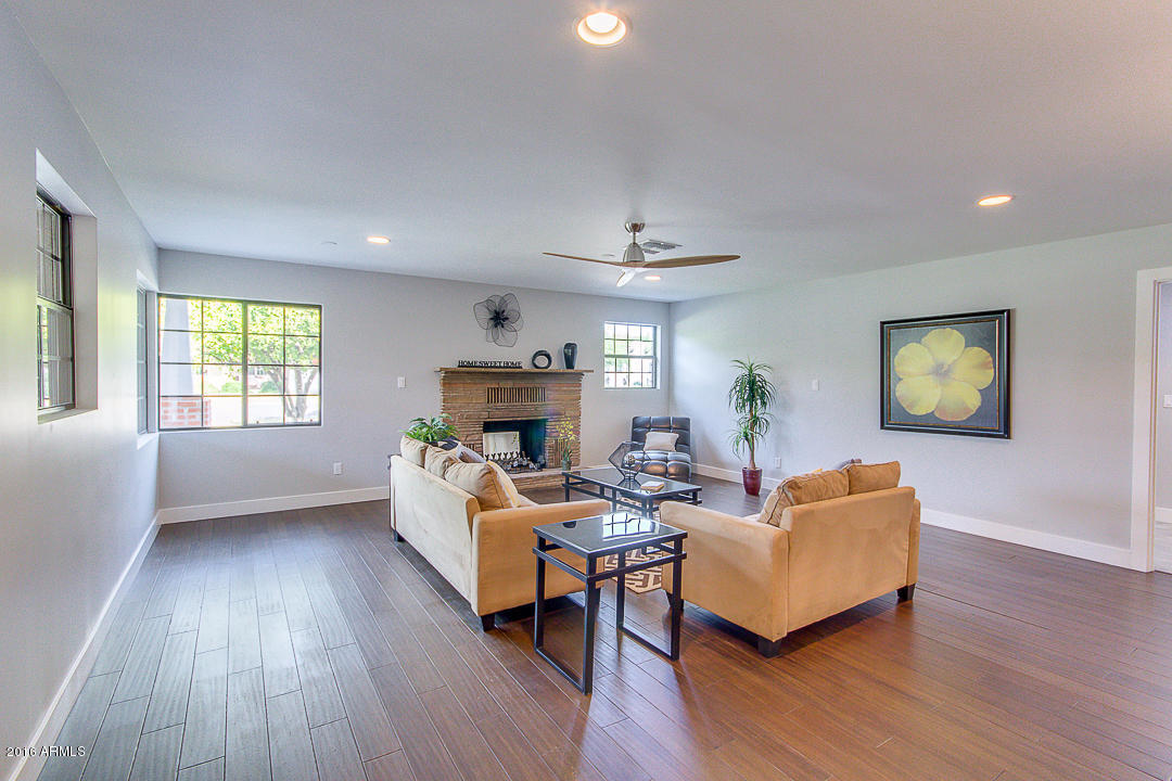 801 E Desert Park Ln, Phoenix, AZ 85020 photo 14