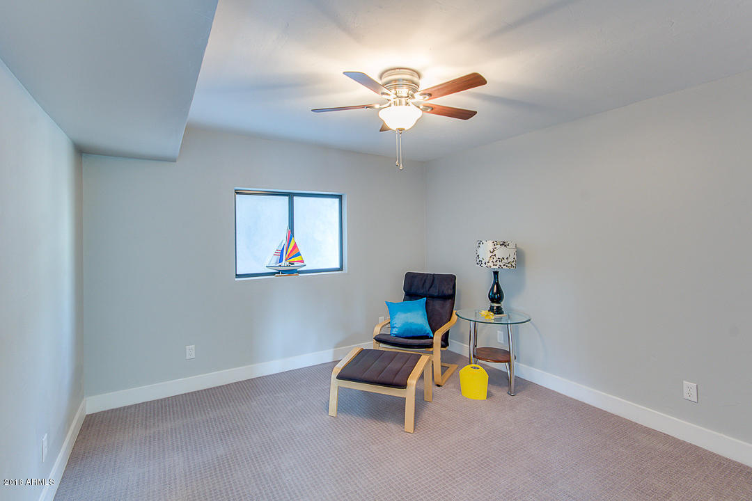 801 E Desert Park Ln, Phoenix, AZ 85020 photo 46