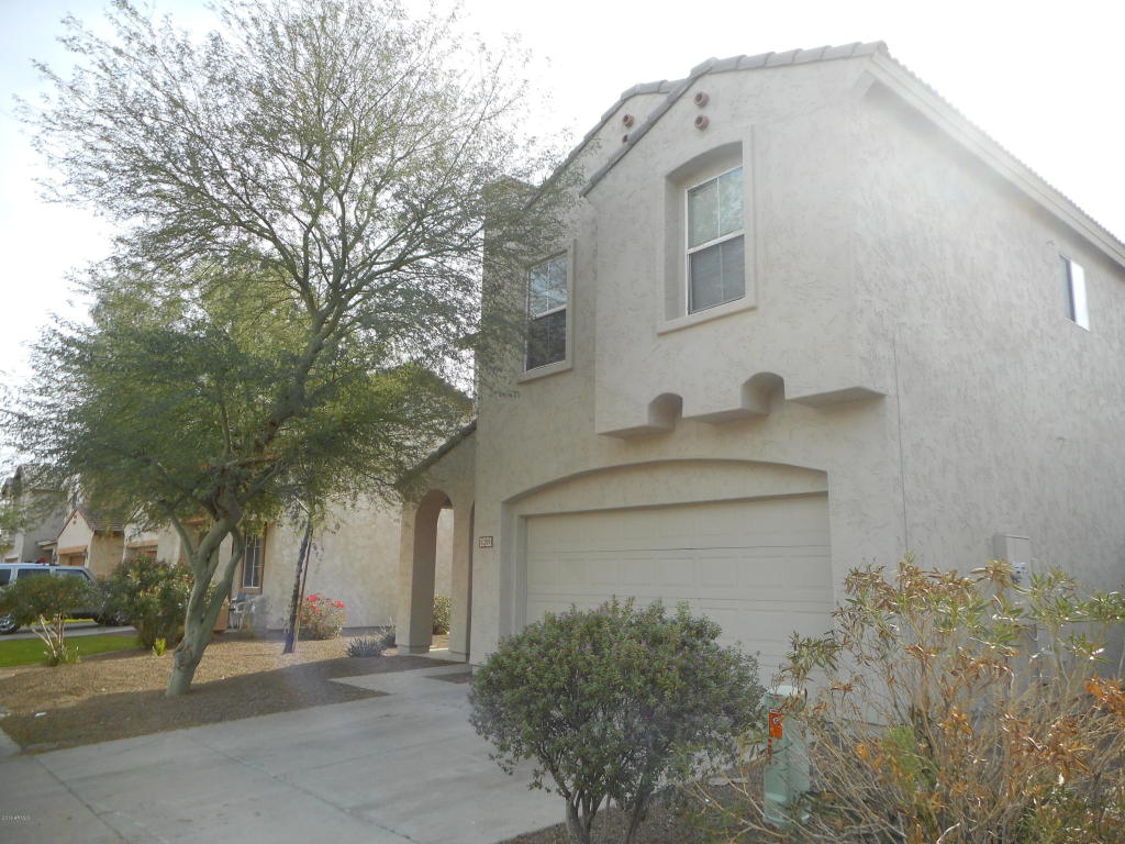 1209 E Grenadine Rd, Phoenix, AZ 85040 photo 1