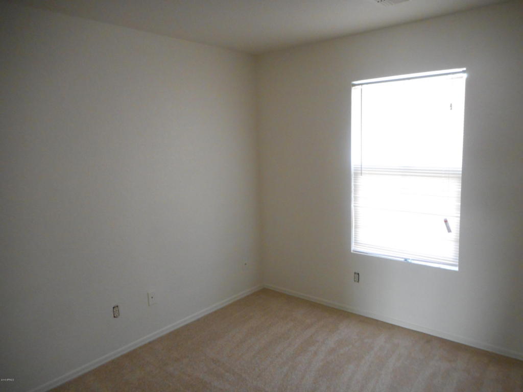 1209 E Grenadine Rd, Phoenix, AZ 85040 photo 13