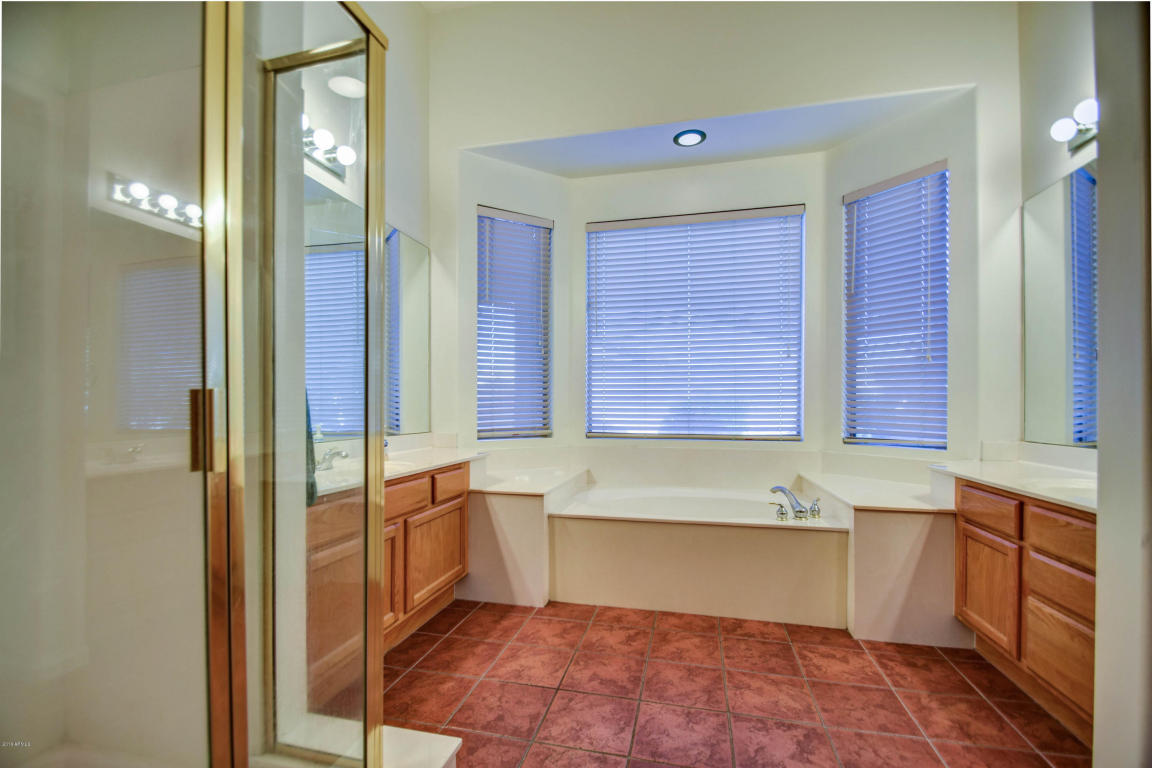118 E Mesquite Ct, Gilbert, AZ 85296 photo 15