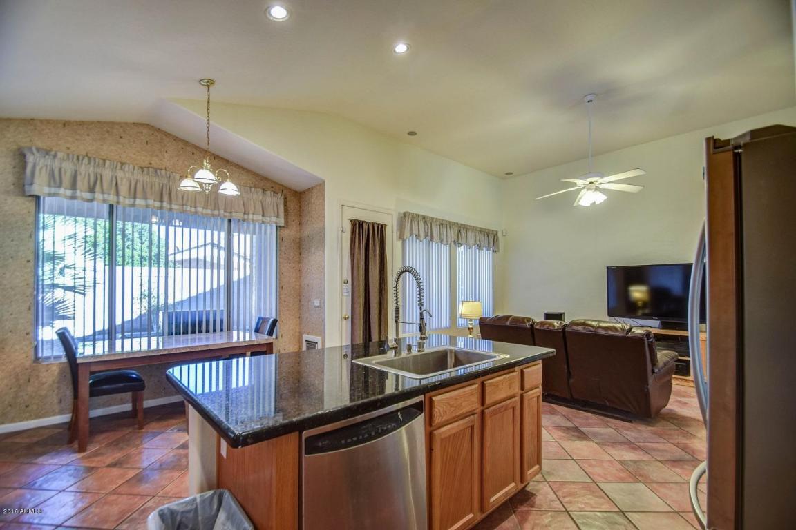 118 E Mesquite Ct, Gilbert, AZ 85296 photo 13