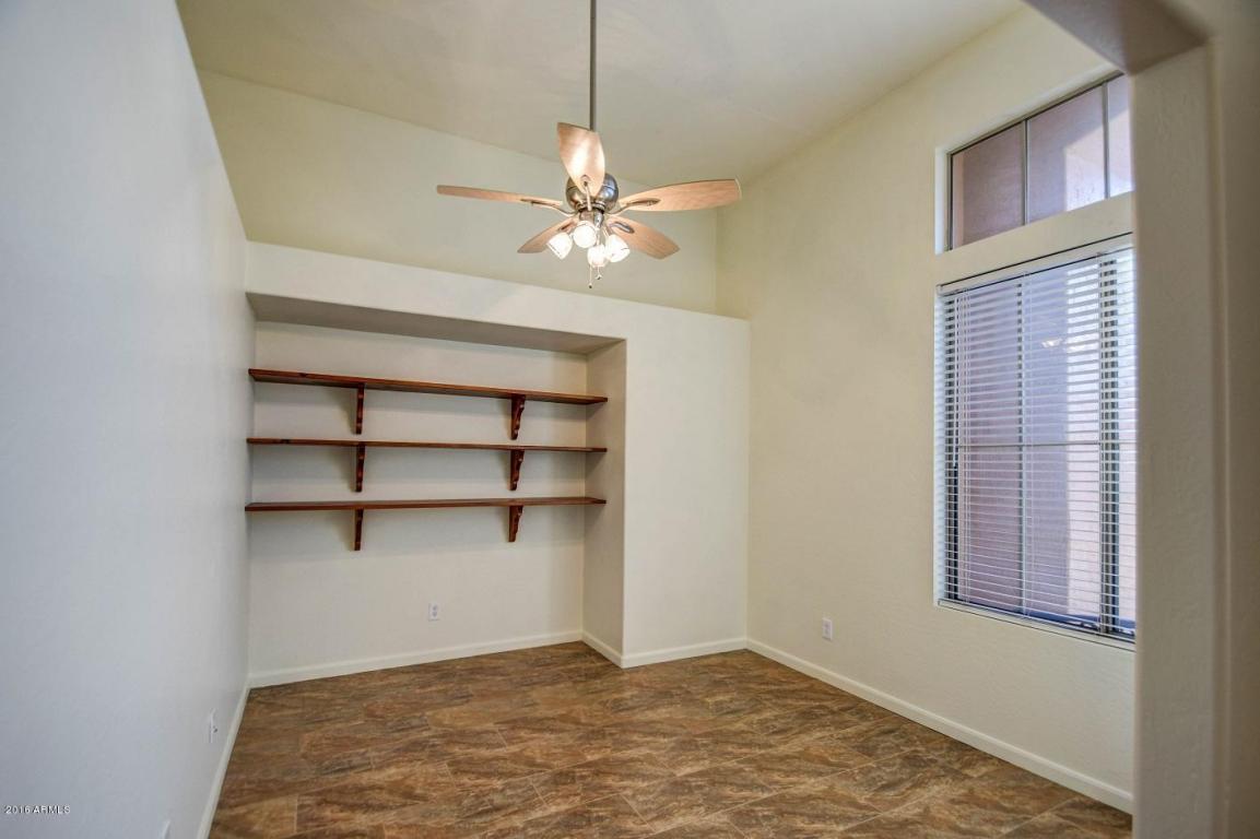 118 E Mesquite Ct, Gilbert, AZ 85296 photo 6