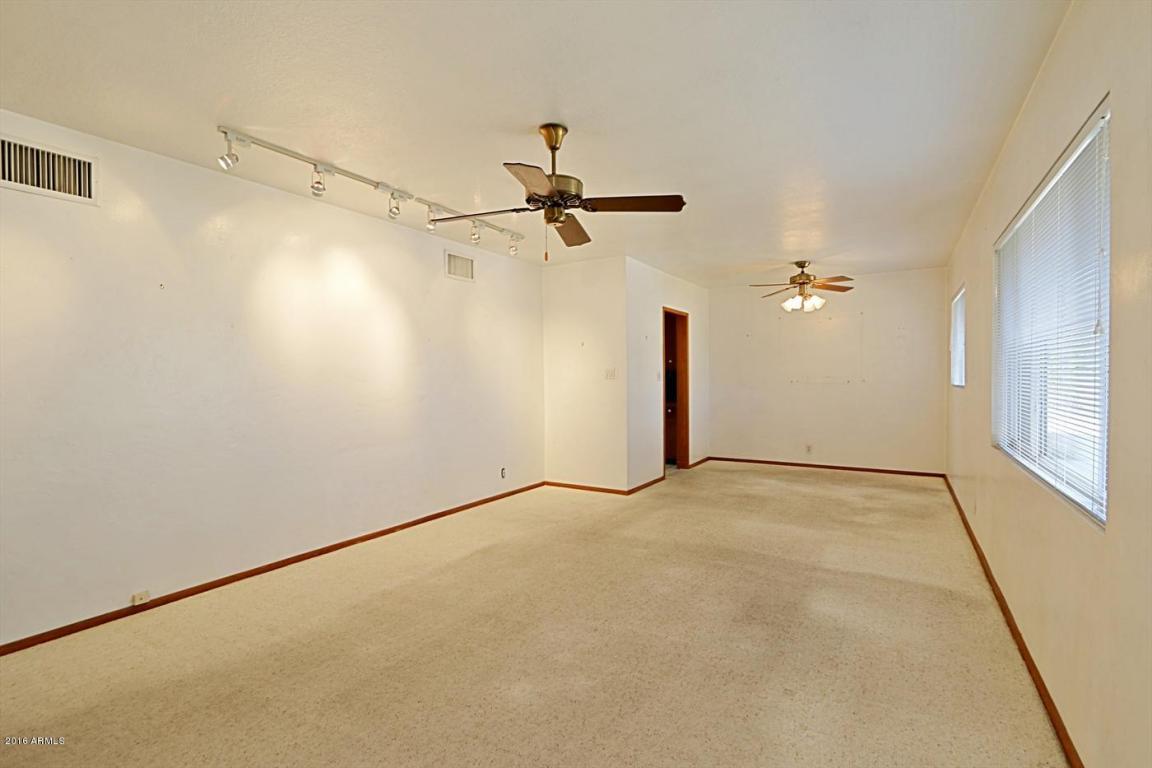 3424 N 43rd Pl, Phoenix, AZ 85018 photo 8