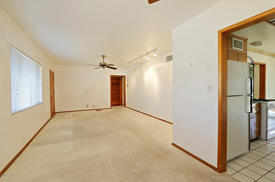 3424 N 43rd Pl, Phoenix, AZ 85018 photo 10