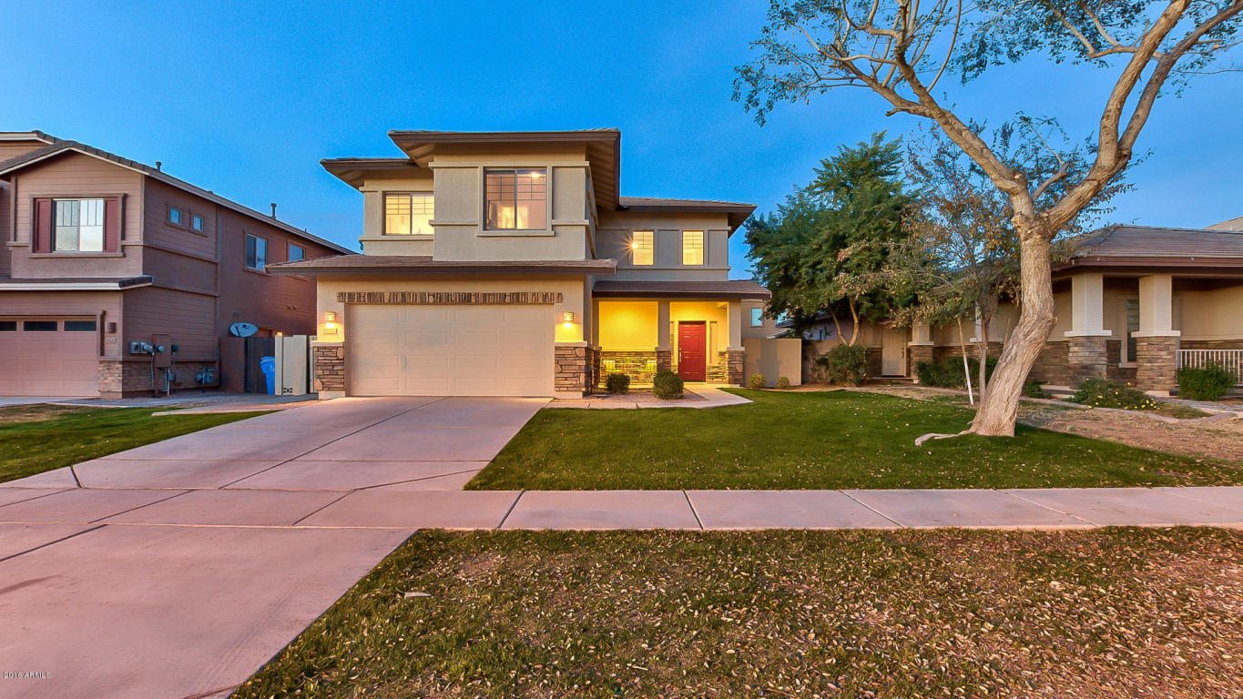 4236 E Cotton Ct, Gilbert, AZ 85234 photo 2