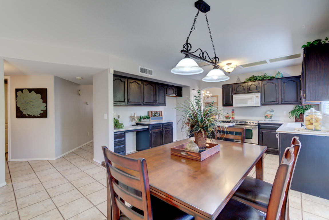 809 S Lagoon Dr, Gilbert, AZ 85233 photo 20