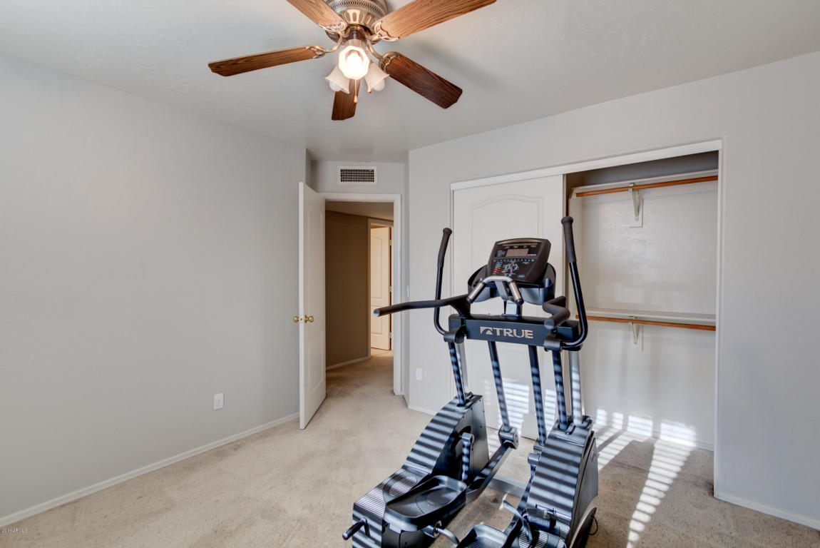809 S Lagoon Dr, Gilbert, AZ 85233 photo 46