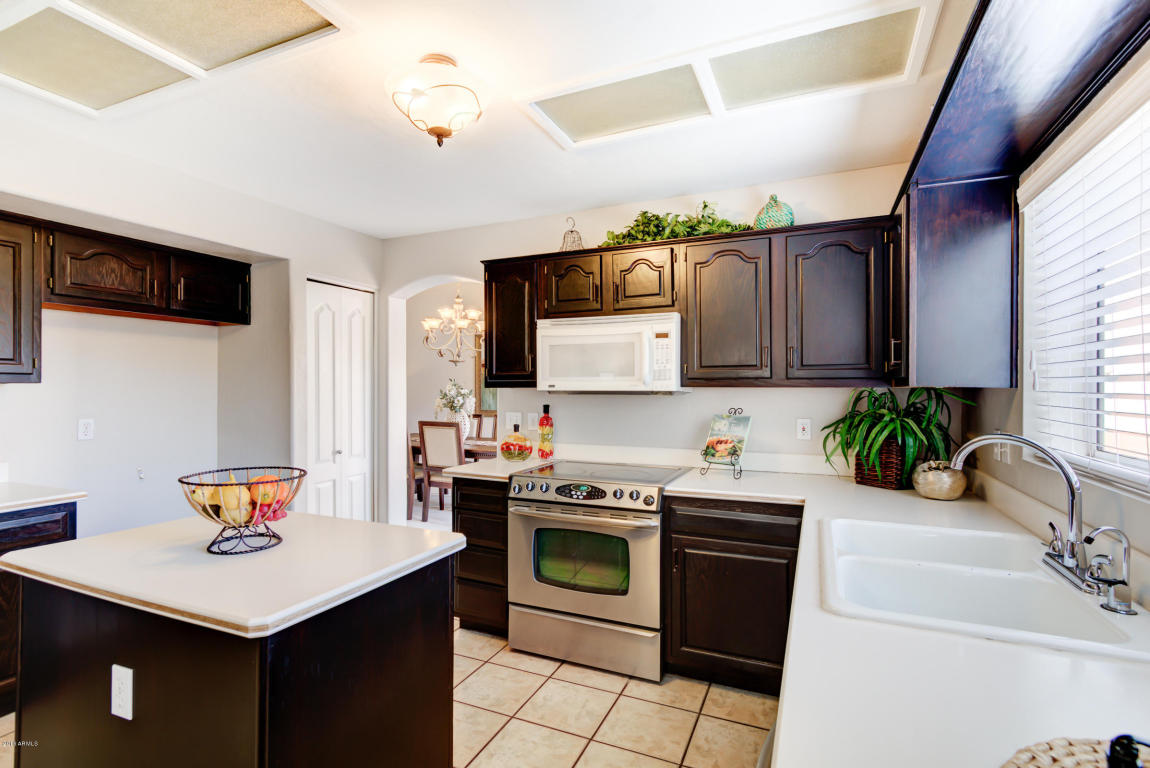 809 S Lagoon Dr, Gilbert, AZ 85233 photo 13