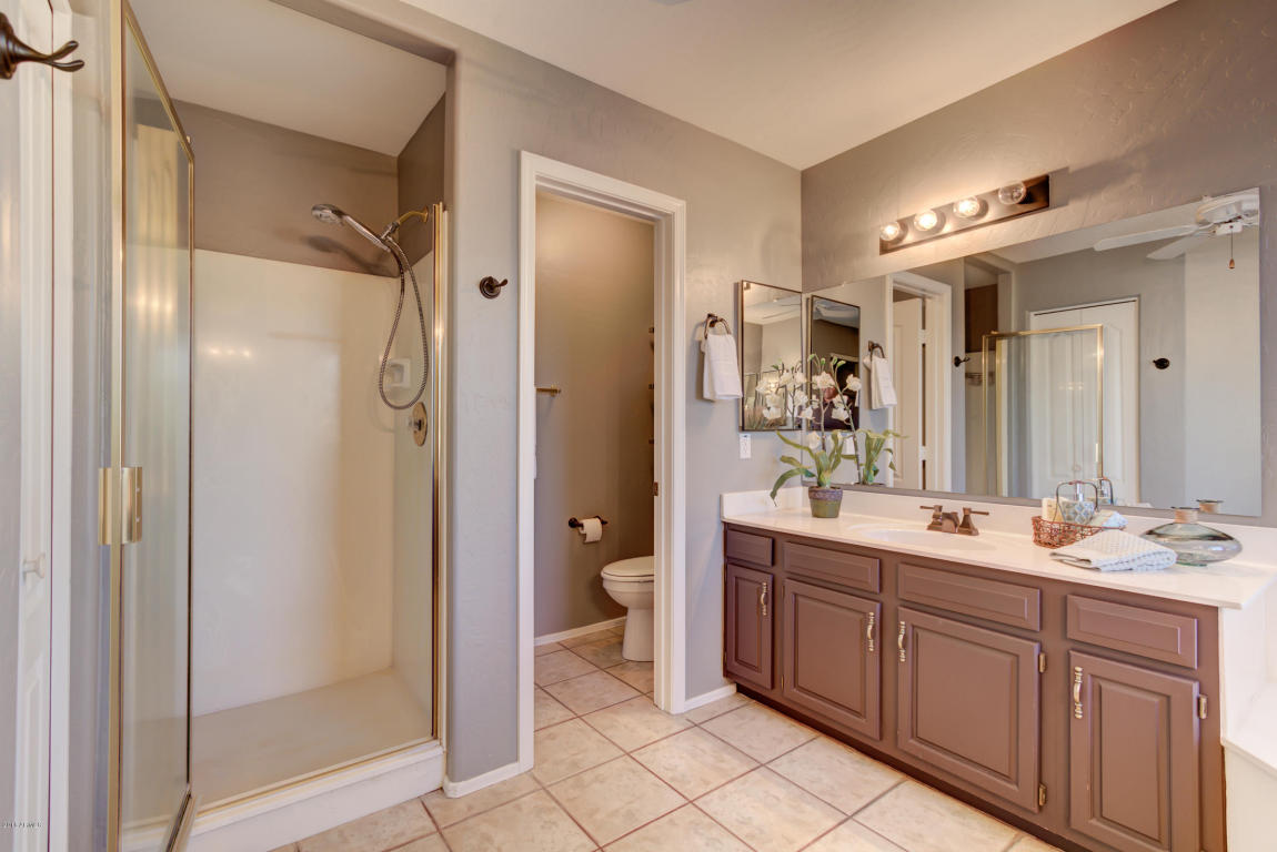 809 S Lagoon Dr, Gilbert, AZ 85233 photo 40