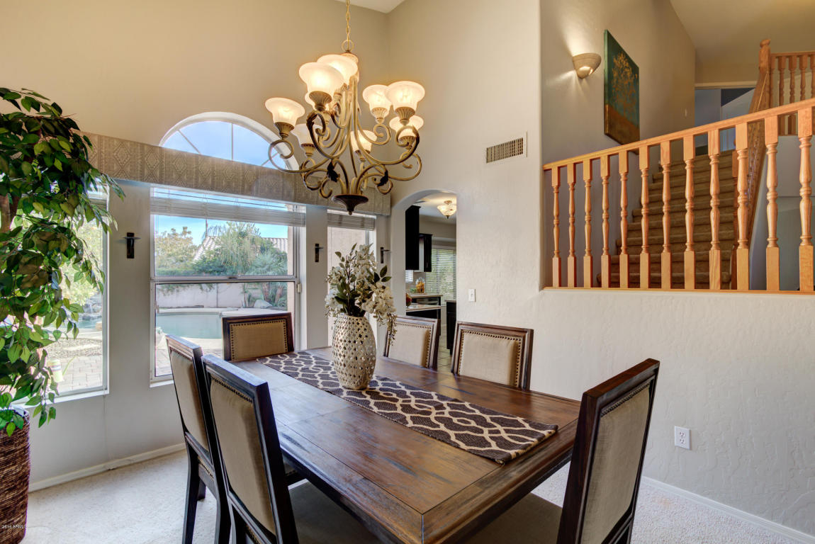 809 S Lagoon Dr, Gilbert, AZ 85233 photo 11