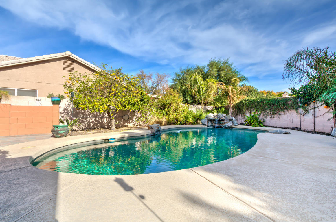 809 S Lagoon Dr, Gilbert, AZ 85233 photo 56