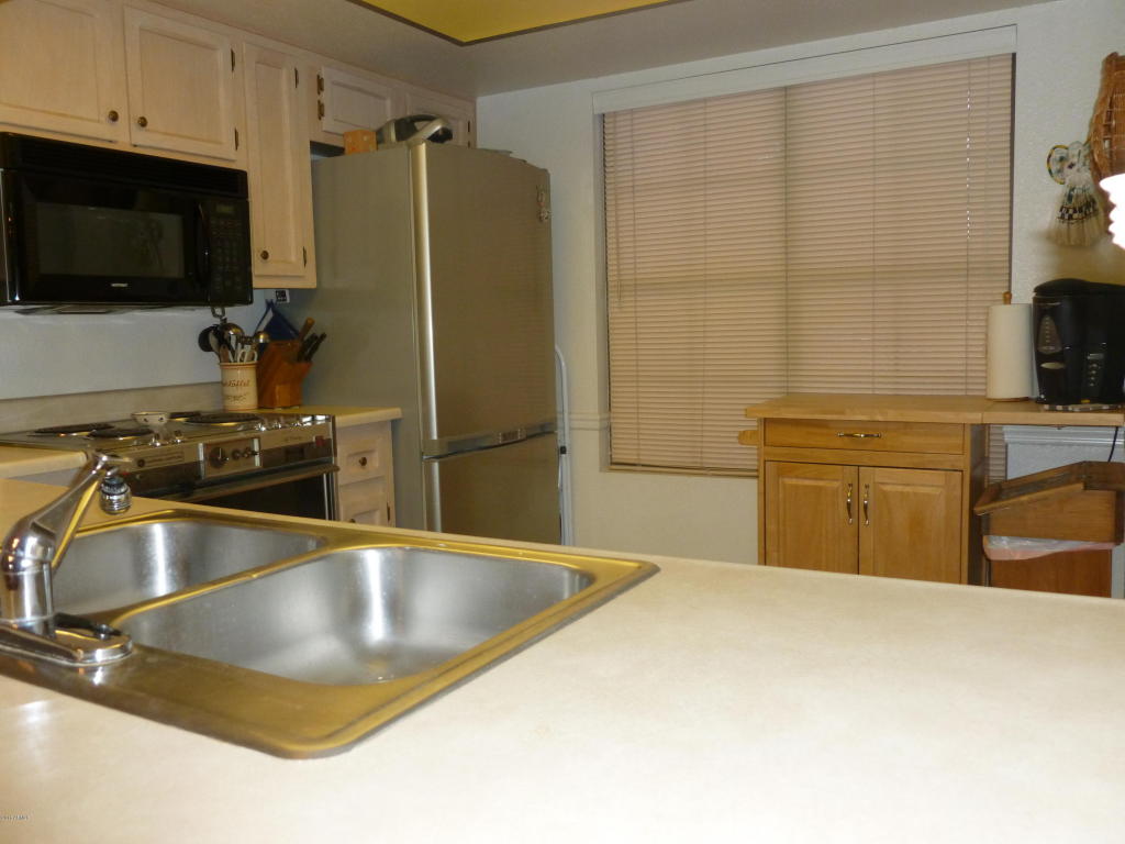 629 S Desert Flower Dr, Mesa, AZ 85208 photo 3