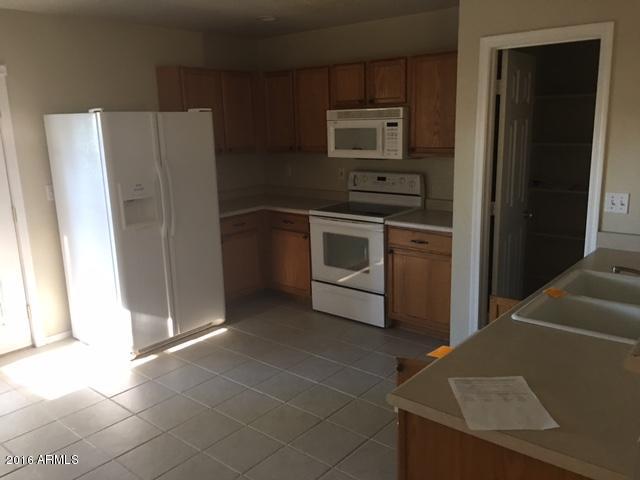 692 S Roca St, Gilbert, AZ 85296 photo 5
