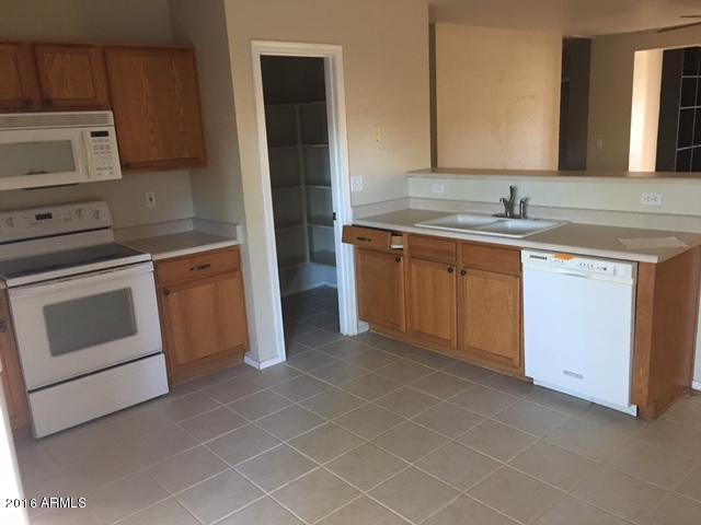 692 S Roca St, Gilbert, AZ 85296 photo 6