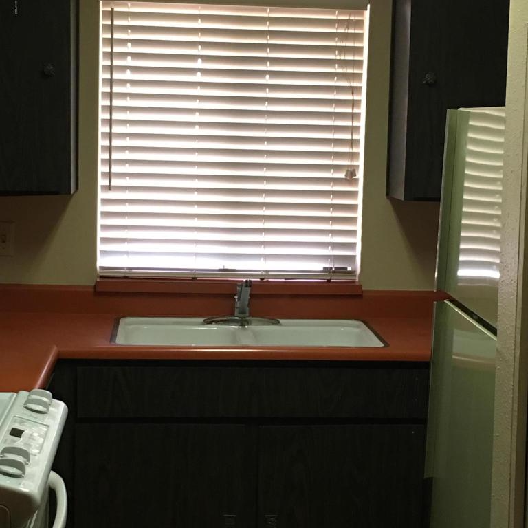 6214 W Mitchell Dr, Phoenix, AZ 85033 photo 4