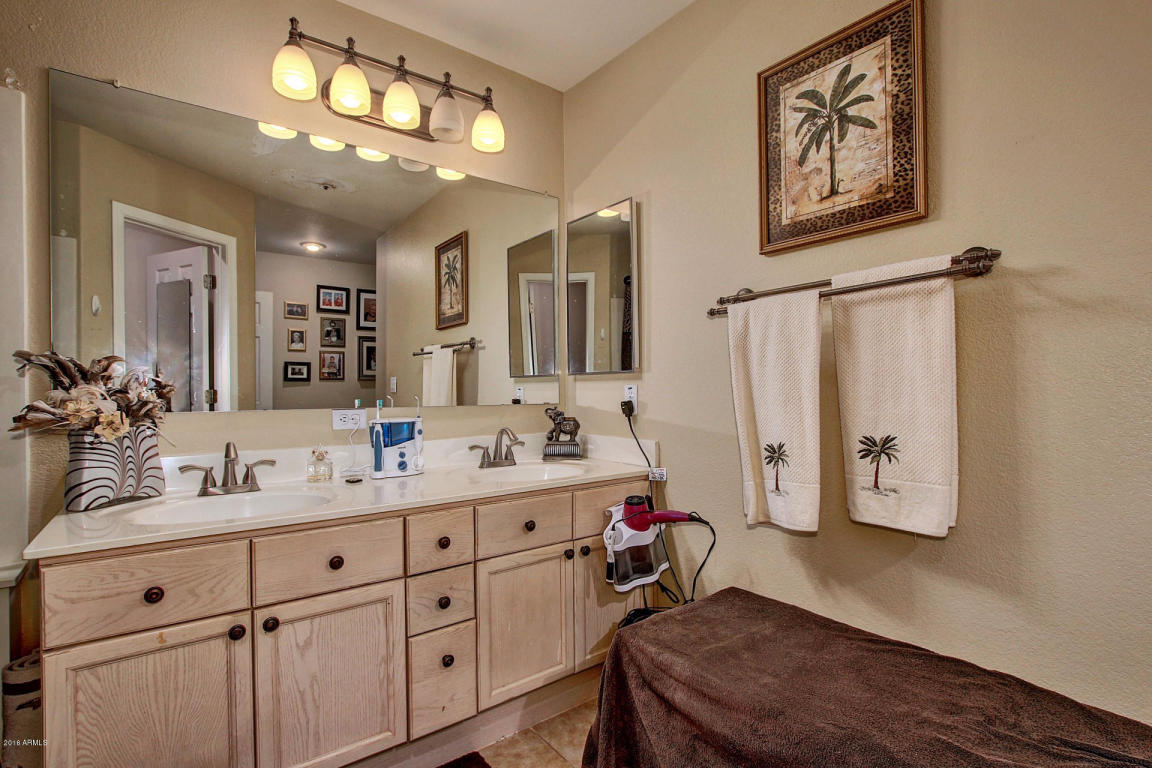 1123 W Mango Dr, Gilbert, AZ 85233 photo 26