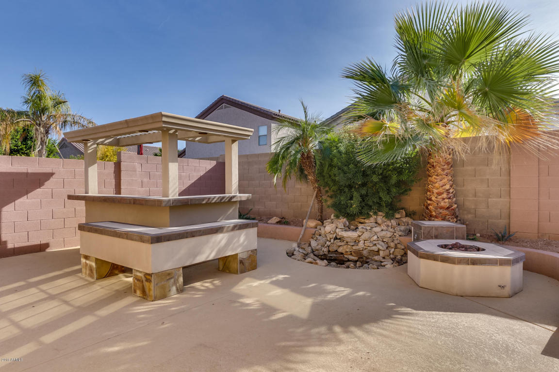 605 E Cantebria Dr, Gilbert, AZ 85296 photo 32