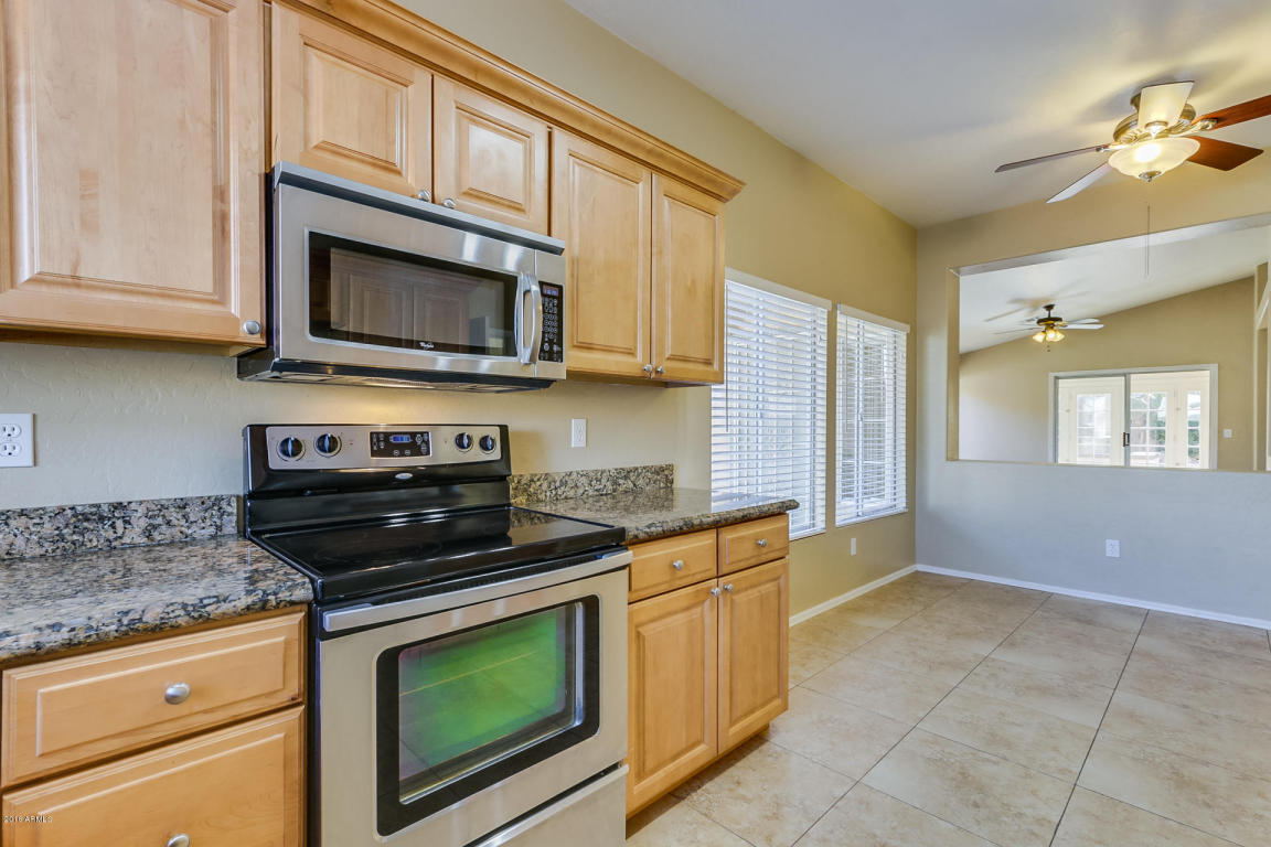605 E Cantebria Dr, Gilbert, AZ 85296 photo 6