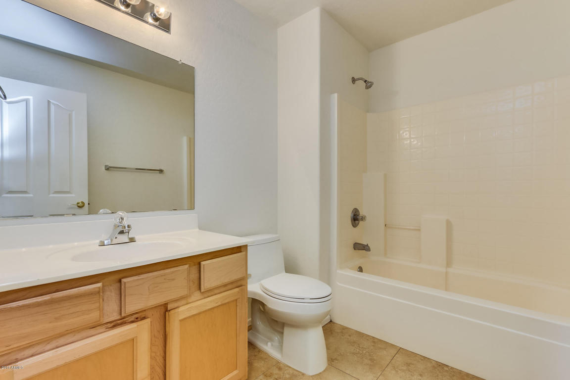 605 E Cantebria Dr, Gilbert, AZ 85296 photo 29