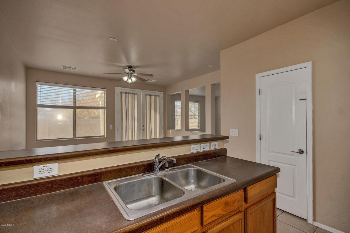 3920 E Yeager Dr, Gilbert, AZ 85295 photo 8