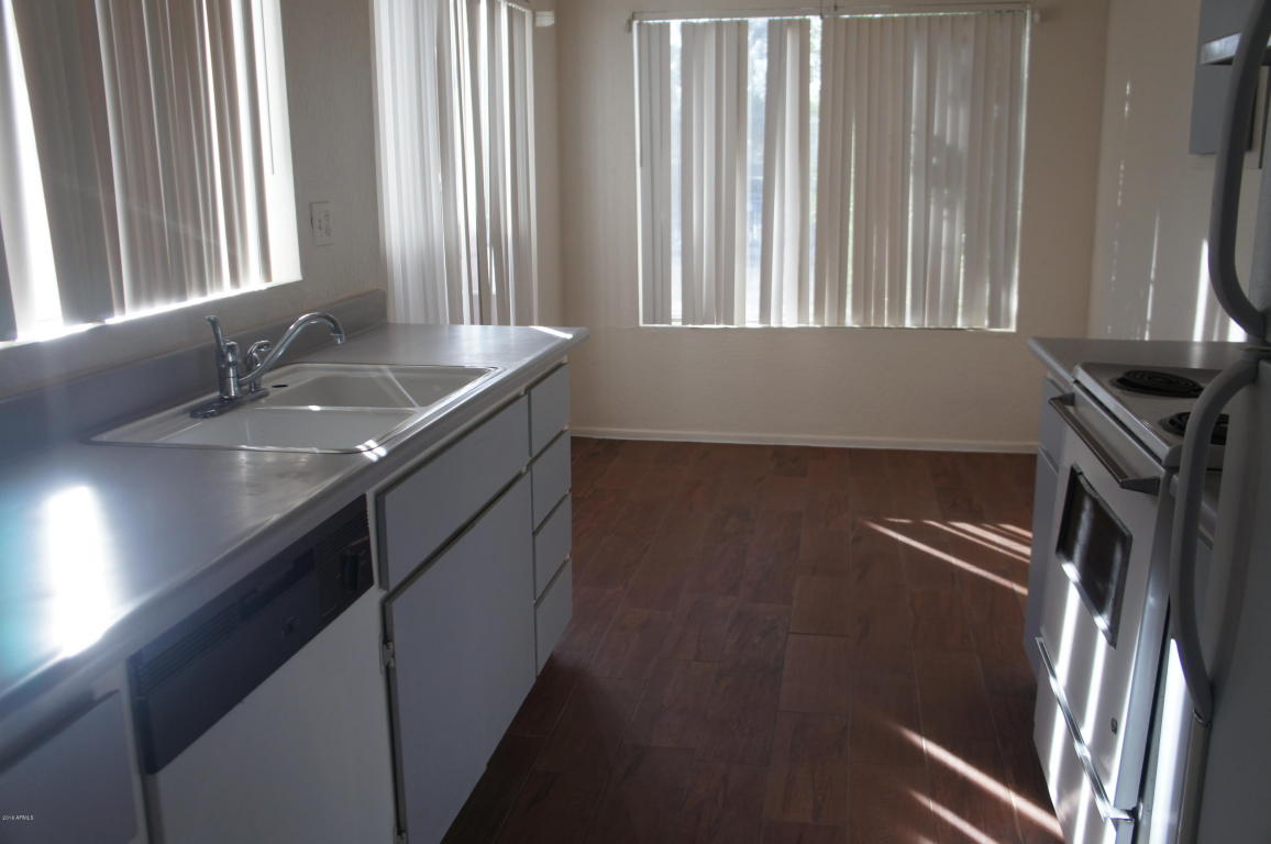  5140 E Holly St, Phoenix, AZ 85008 photo 2