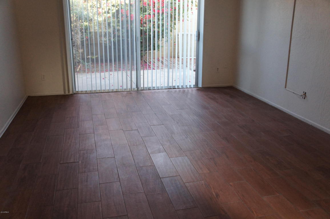  5140 E Holly St, Phoenix, AZ 85008 photo 4