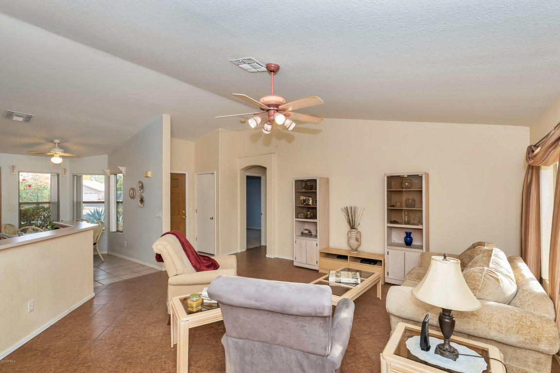 521 E Palomino Dr, Gilbert, AZ 85296 photo 9