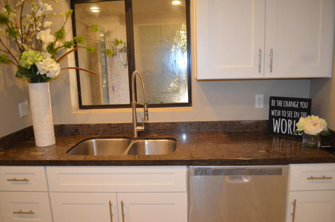 744 S Crows Nest Dr, Gilbert, AZ 85233 photo 9