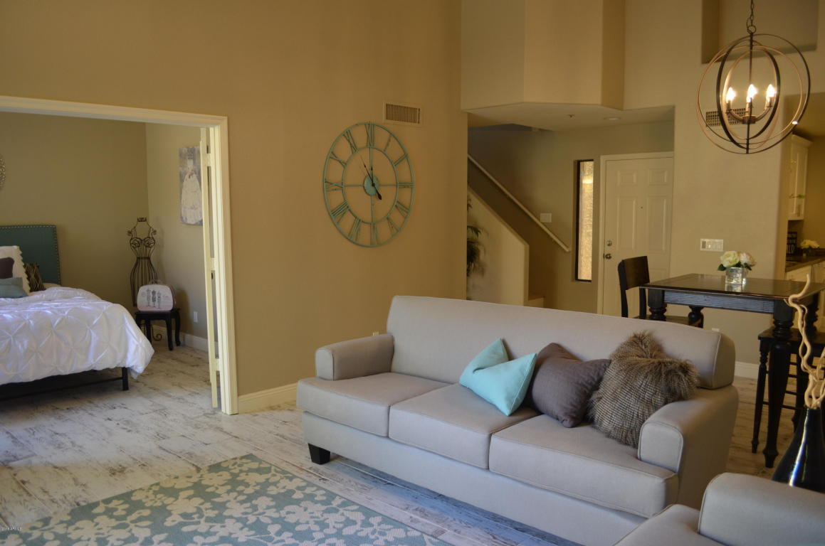 744 S Crows Nest Dr, Gilbert, AZ 85233 photo 1