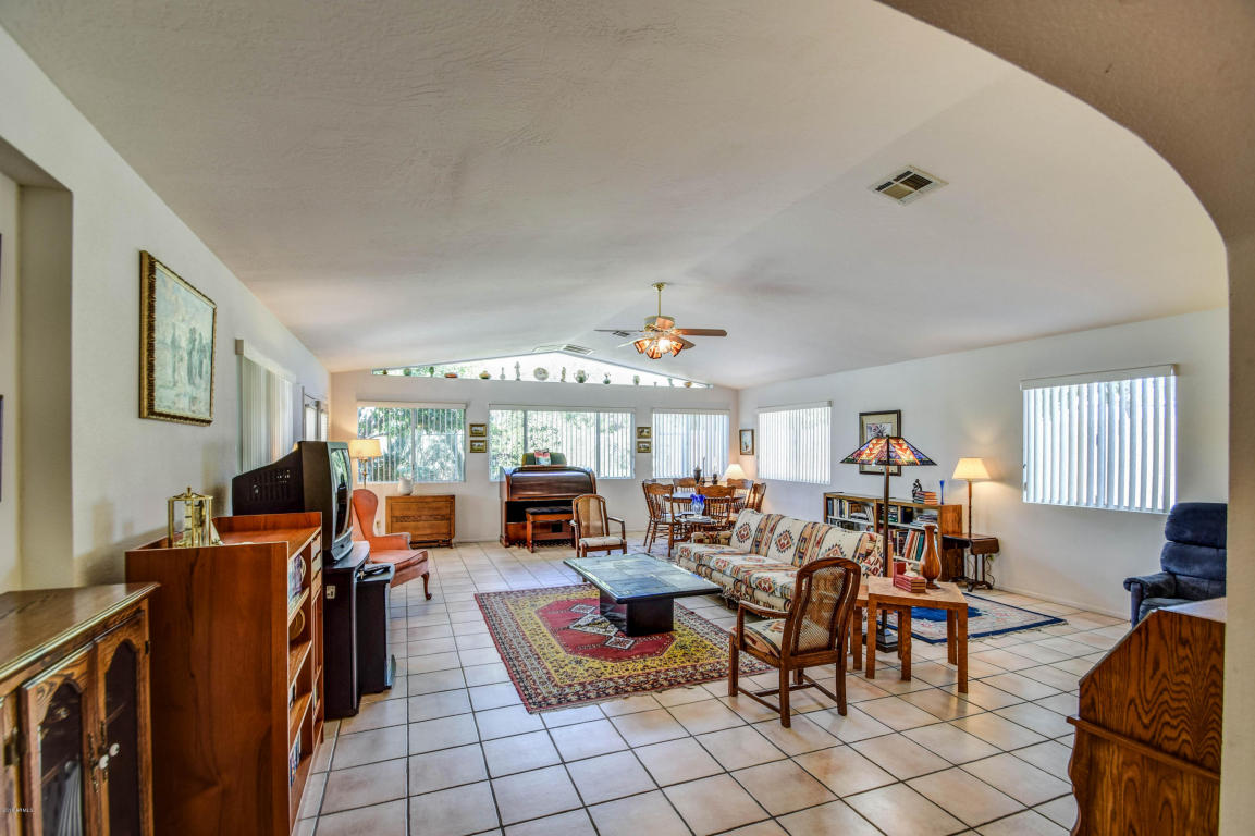 5722 E Colby St, Mesa, AZ 85205 photo 2
