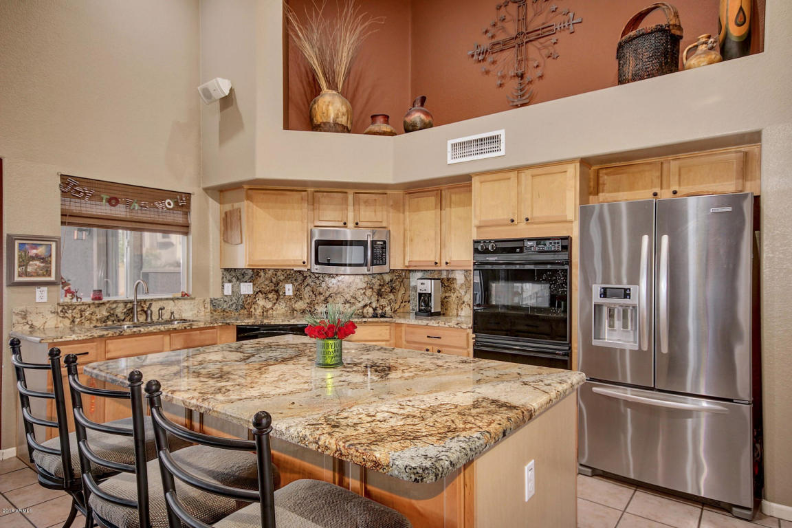 1534 E Spur Ave, Gilbert, AZ 85296 photo 4