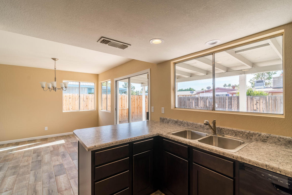 8317 W Sells Dr, Phoenix, AZ 85037 photo 5