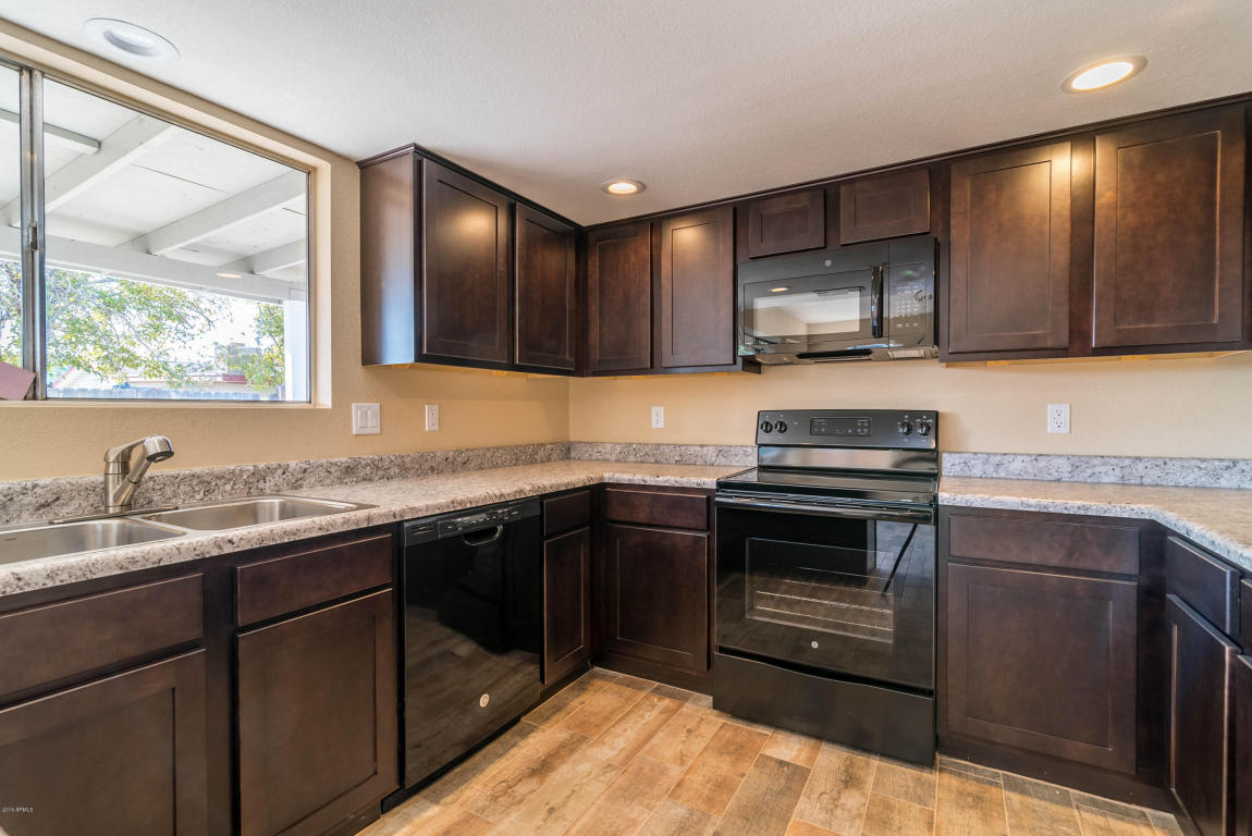 8317 W Sells Dr, Phoenix, AZ 85037 photo 7