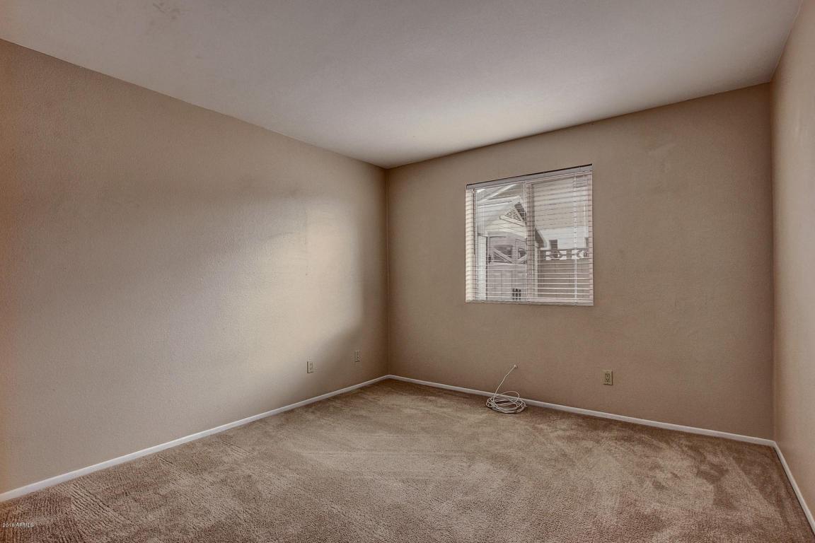 121 W Interlacken Dr, Phoenix, AZ 85023 photo 12