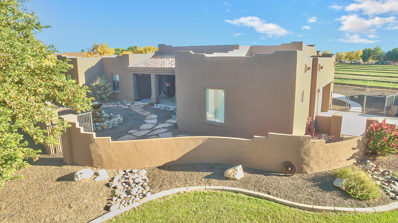 621 E Del Rio St, Gilbert, AZ 85295 photo 7