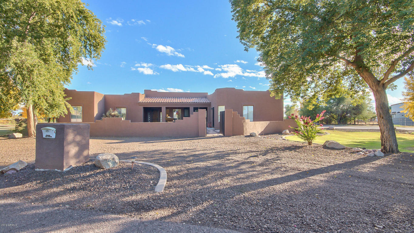 621 E Del Rio St, Gilbert, AZ 85295 photo 6